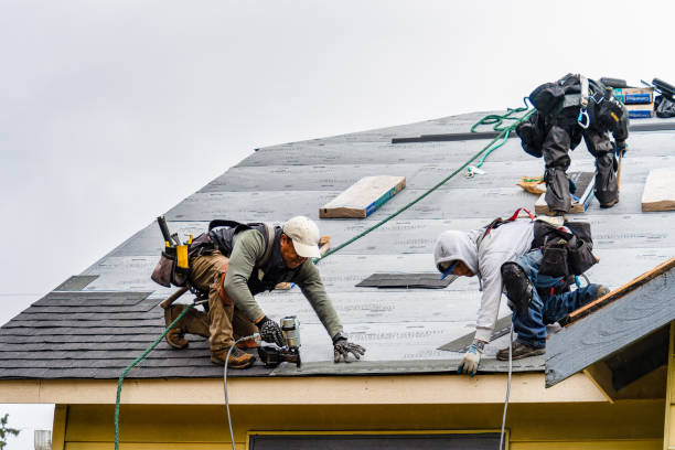Professional Emergency Roof Repair technician working in Lycoming, NY